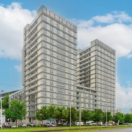 Metropoint At Slominskiego Street Apartamento *