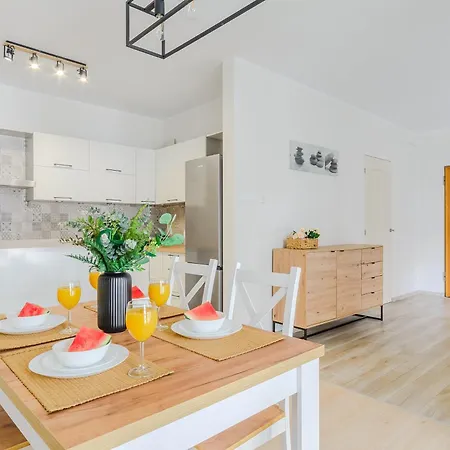 Metropoint At Slominskiego Street *