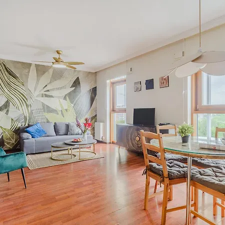 Metropoint At Slominskiego Street