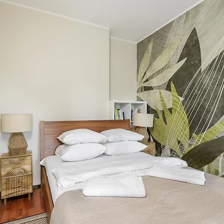 Metropoint At Slominskiego Street