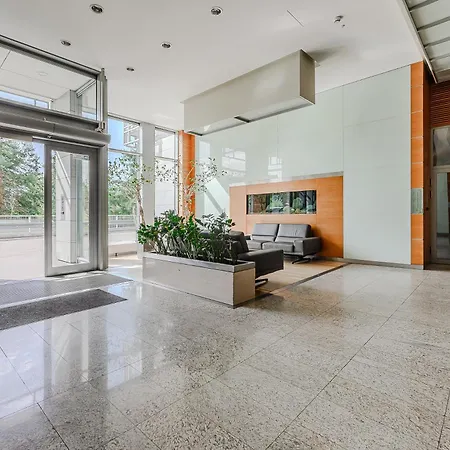 Metropoint At Slominskiego Street Apartment *