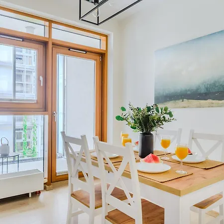 Apartman Metropoint At Slominskiego Street *