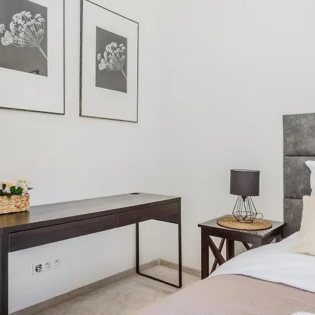 Metropoint At Slominskiego Street 바르샤바